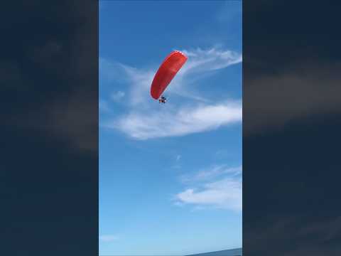 Summers in Montevideo be like.. #summer #uruguay #montevideo #paragliding #parachute #paramotor
