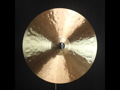 Paiste 17" Signature Traditionals Thin Crash - 1083g
