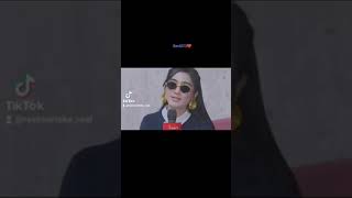 Download lagu NOTHING CHANGED MUCH AFTER ALMOST 8 YEARS #revimariska #actress #youtube #ukihebat #sarjanahukum #dj mp3