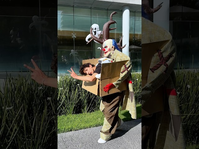 Vídeo relacionado con YOMIQIU Halloween Disfraz Payaso Malvado Niños: Carnaval Traje de Cosplay uniforme gótico púrpura chaqueta camisa pantalones conjunto completo fiesta de terror traje de abrigo (L. 8-12 años)