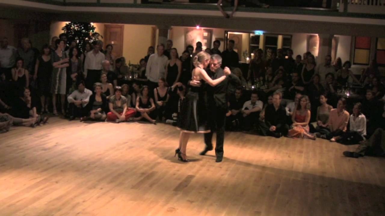 Doerte Ricklefsen y Ramiro Gigliotti 2/2 Tinta Roja