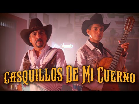 4 de a Caballo "Casquillos De Mi Cuerno"