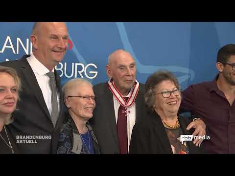 Zeitzeuge George Shefi erhält Verdienstorden des Landes Brandenburg