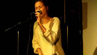 Eveline Vroonland -- Safe and Sound (LIVE)