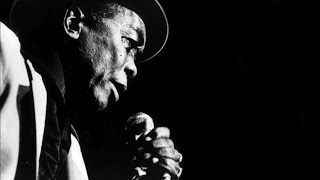 John Lee Hooker - Bundle Up And Go 1962  (Live Audio)