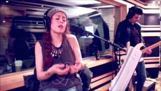 Dorian ft.  Love la femme  -  Arde sobre mojado