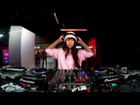 GLOMYLICIOUS E22 with GLO MY › LINEA • 20.01.2026