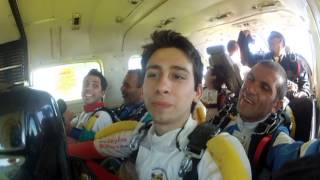preview picture of video 'Salto de Paraquedas - Skydive Boituva !!!!!'