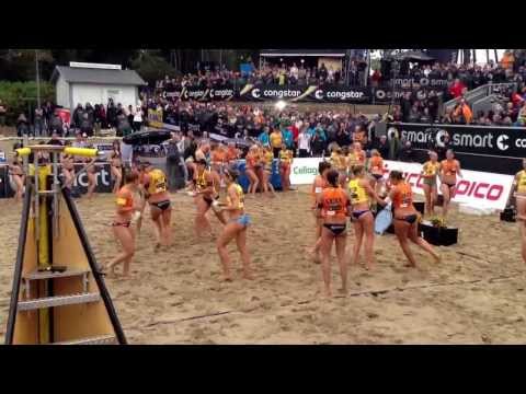 Sektdusche beachvolleyball dm 2013 ludwig walkenhorst, holtwick semmler usw.