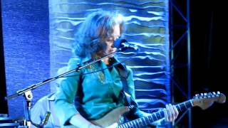 Bonnie Raitt w/Terry Adams (NRBQ) Green Lights