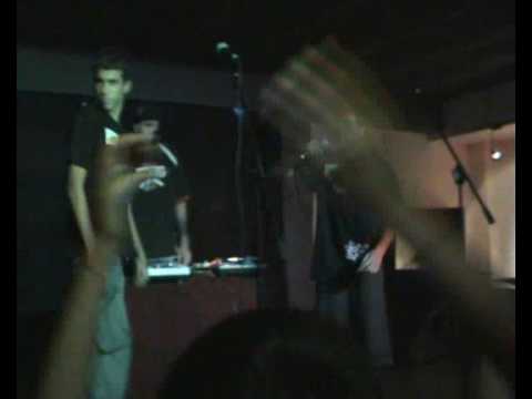 Batalla de gallos en La Sala - RmN vs Francerro (Ceuta)