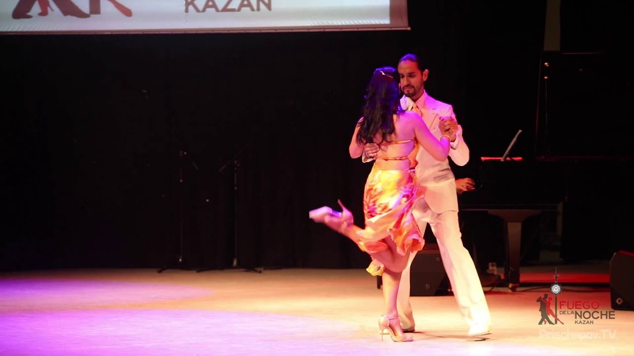 Marco Gonzalez y Valeria Gonzalez, La Roulotte Tango, Lagrimas y Sonrisas