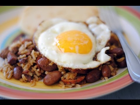 COLOMBIAN CALENTADO | How To Make A Traditional Colombian Breakfast | SyS