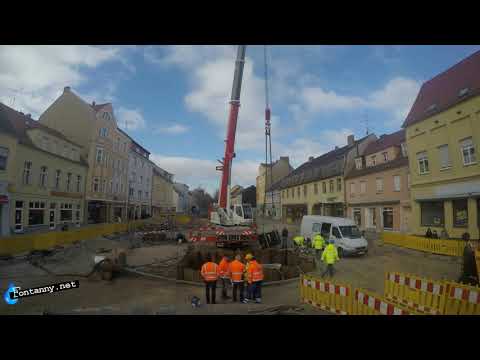 Montaż pokoju technicznego fontanny jako prefabrykat betonowy