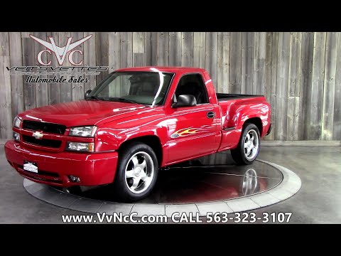 2005 Chevrolet Silverado (CC-1910783) for sale in Bettendorf, Iowa