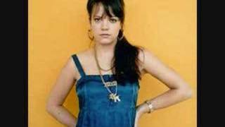 Lily Allen - Nan You&#39;re A Window Shopper + Lyrics