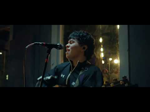 FALLING - JEREMY THOMAS - LIVE IN STUDIO