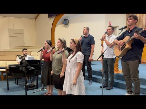 Pleacă-Ți urechea Doamne | Laudă și închinare