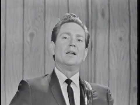 Willie Nelson – Darkness on the Face of the Earth – Porter Wagoner Show