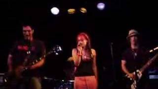 Skye Sweetnam Performs &quot;Music Is My Boyfriend&quot;