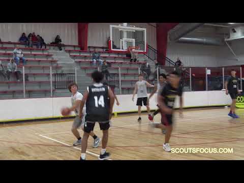 TM2     19   Ashton Henderson 5'10   145 Renaissance HS    MI     2022   Highlight