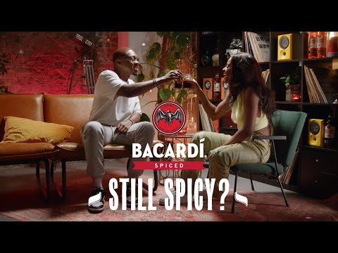 STILL SPICY? | Episode 1: Huisfeest