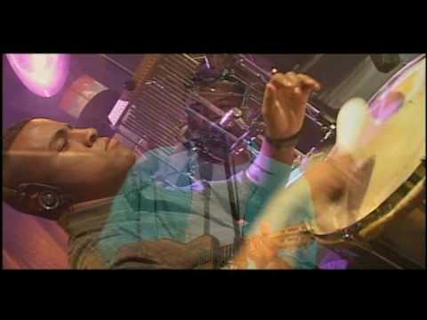 Grupo Revelação - Vacilão/ O Show Tem Que Continuar (DVD Ao Vivo No Olimpo)