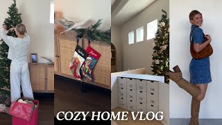 Cozy home vlog: decorating for Christmas, spending time at home, church