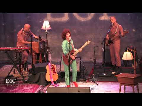 Carsie Blanton "American Kid" [live] @ Eddie Owen Presents