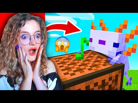 LA MIA RAGAZZA GIOCA PER LA PRIMA VOLTA A MINECRAFT!!