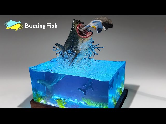 Vídeo relacionado con Lámpara de noche con forma de tiburón, resina epoxi, ballena jorobada, tiburón, lámpara subacuática con base de madera, decoración para el hogar y la oficina (Megalodon)