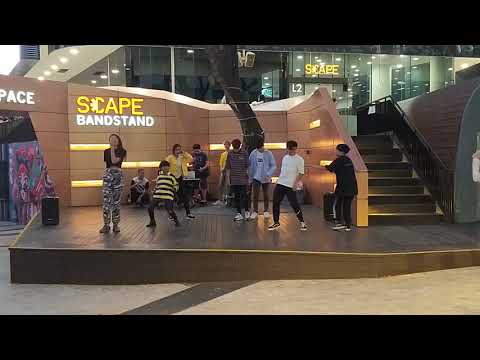 KPOP Dance Off Vol 112: Stray Kids - Side Effects