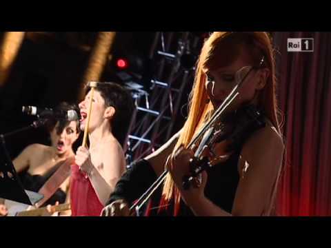 IOTATOLA Serena Ganci & Simona Norato & H.E.R.  - Addio - Musicultura 2010 (HQ)