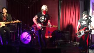 The Mighty Stef-Downtown-Sandinos Bar-11.05.16.