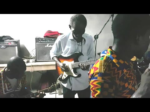 Noël A Akyekoi Avec Seka Marius - Michia