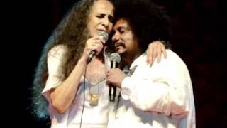 Bethânia e Chico César em João Pessoa- Dona do Dom e Onde estará o meu amor