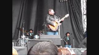 Duelo - Un Idiota Como Yo