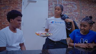 WHEN YOUR MOMMA FRESH OUT OF PRISON!!!