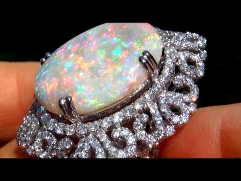 Coober Pedy Mined Natural Australian Opal Diamond 18k White Gold Estate Ring