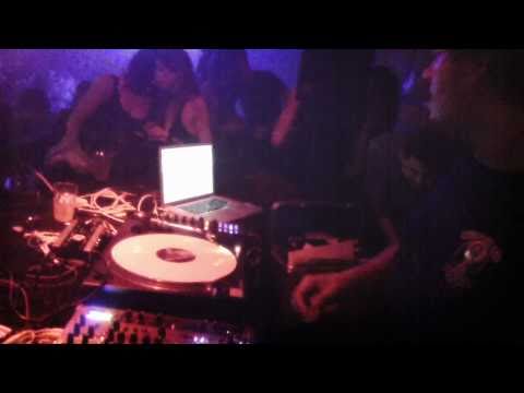 Visionquest (Seth Troxler & Ryan Crosson) Part 1 Showcase, Paris on UGroove.TV