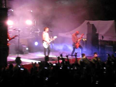 Bush Live Concert - Glycerine