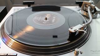 The Pogues featuring Kirsty MacColl - Fairytale Of New York - (1987 12" Single) - Technics 1200G