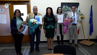 Наградиха четирима преподаватели от Кърджали за успехи в национални конкурси