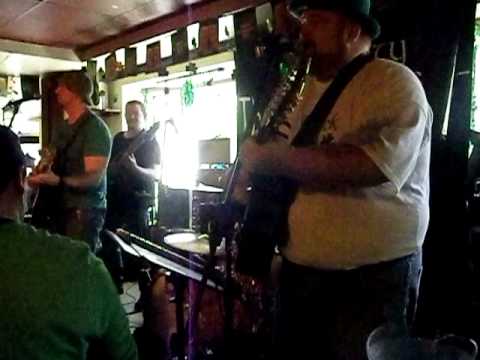 DOLAN PUB IN FREDERICTON IS ROCKING FOR 2012 ST.PATRICK'S DAY!!!