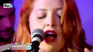 Noemi - La borsa di una donna