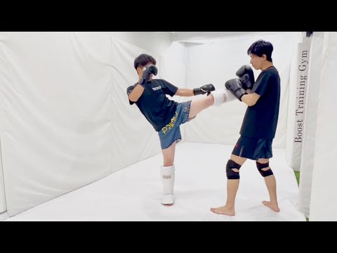 実戦向きインローからミドルorハイは脱力しながら蹴ると当たります！！