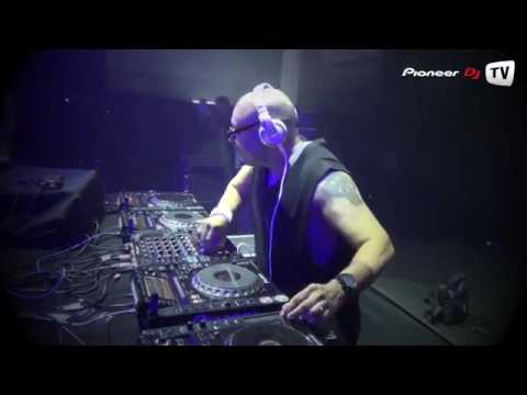 Roger Sanchez house live Evolution Party @ Pioneer DJ TV