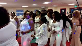 Download lagu Ndihambe Nawe Bridal Shower mp3 Download lagu Ndihambe Nawe Bridal Shower mp3