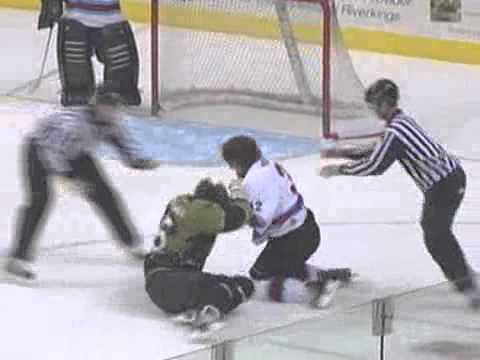 Matt McCue vs Milan Maslonka
