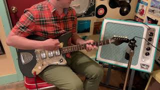 Video thumbnail for 1960s Egmond Typhoon 3V semihollow electric guitar by Jake Wildwood & Co